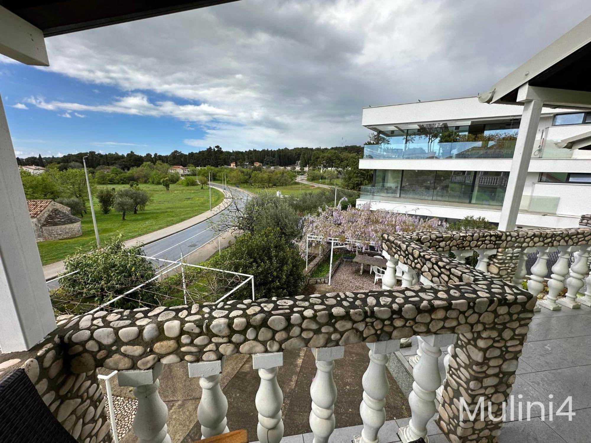 רוביני Vala Apartments מראה חיצוני תמונה